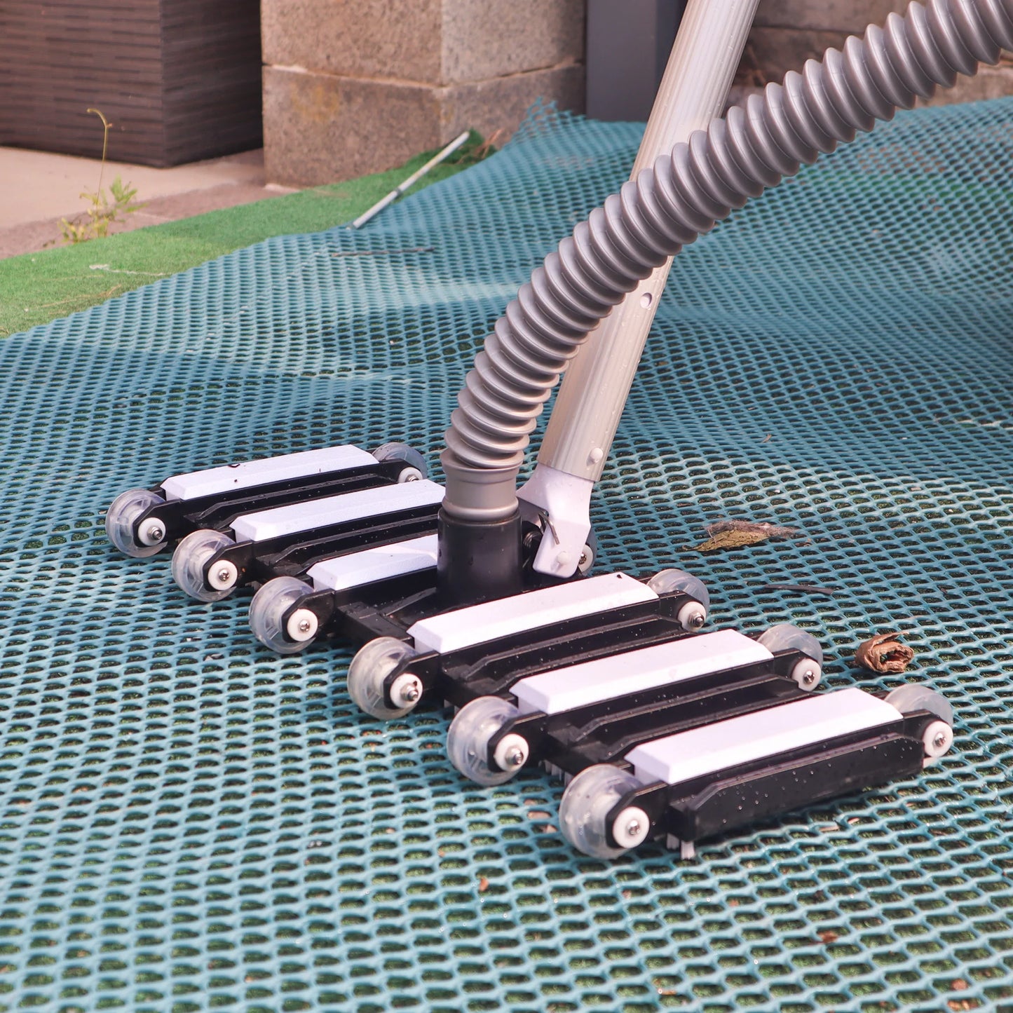 1pc Extra-Wide Deep Cleaning Pool Vacuum Head,Compatible with Standard Pool Poles & Hoses for All Pool Surfaces