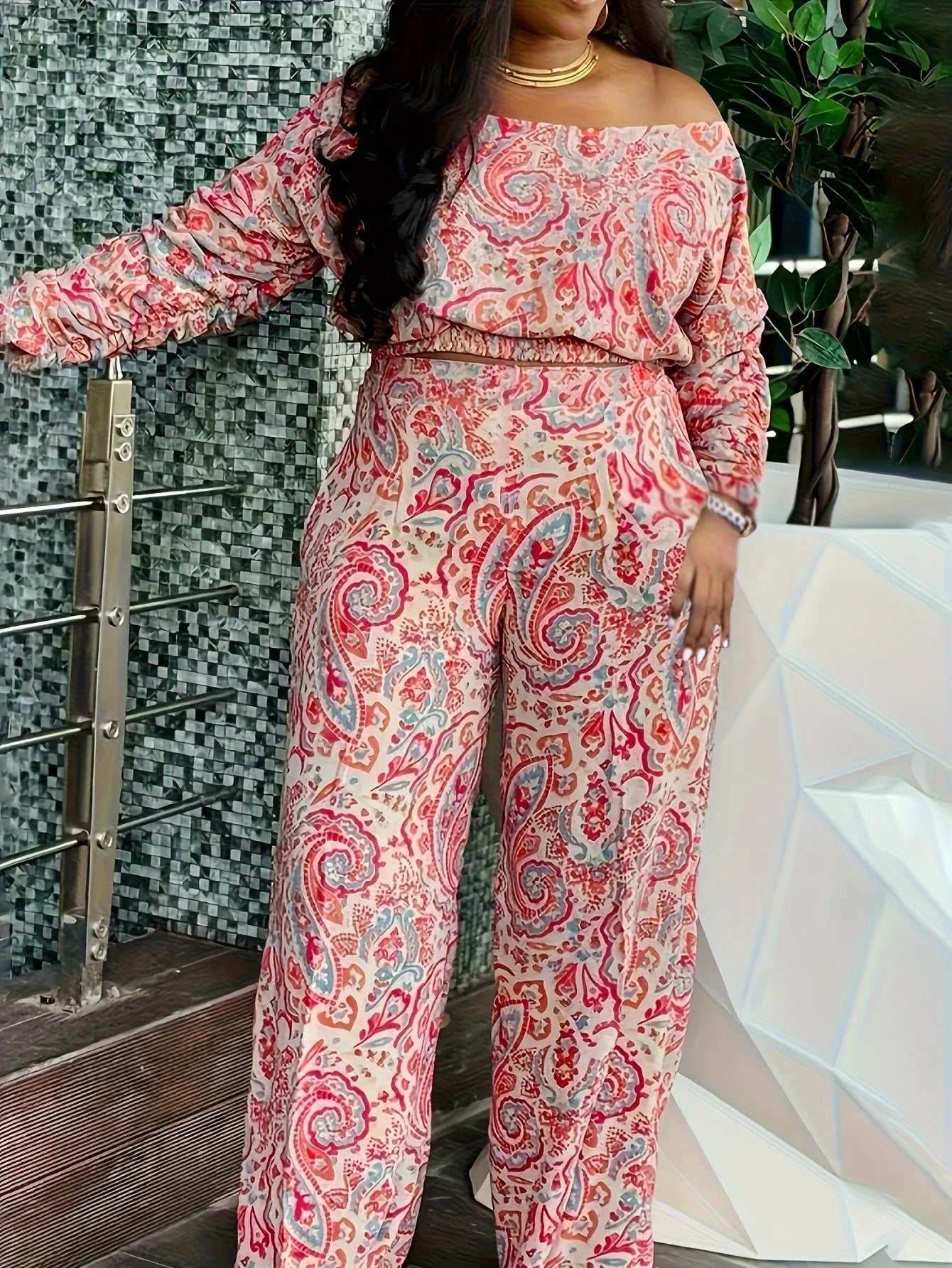 Casual Mix and Match Printed Off-shoulder Long-sleeved Two-piece Suit