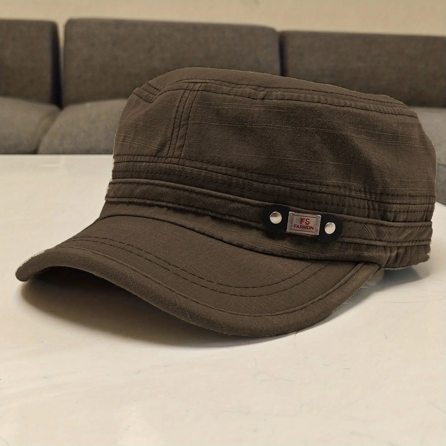 Men old flat cap fashion