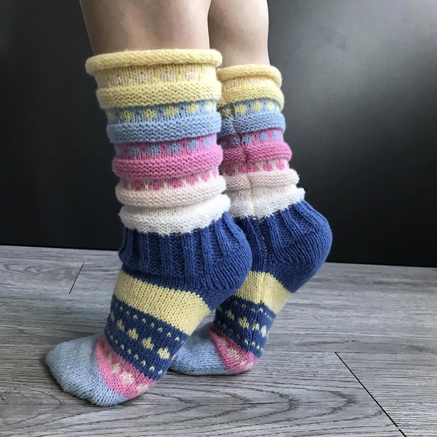 Winter Jacquard Thread Socks Washable Anti-Freezing Thermal Socks Suitable for Indoor and Outdoor