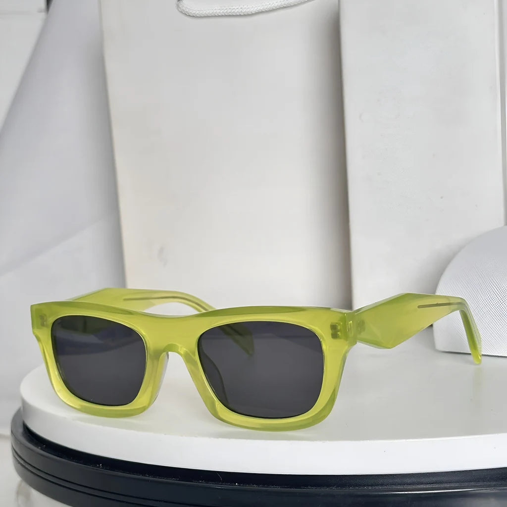 Women's Sunglasses, Stylish Tortoiseshell Frame, Pink Lenses, UV Protection